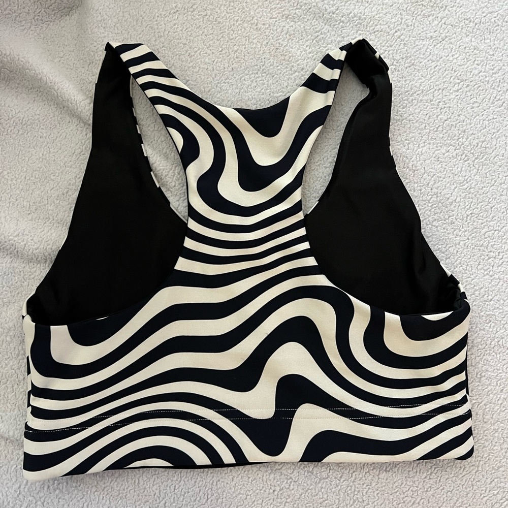Terez Black and White Wave Duoknit Bra - Picture 4 of 6